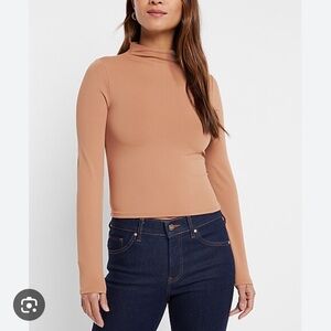 EXPRESS Body Contour Cozy Mock Neck Top size XL New with Tags